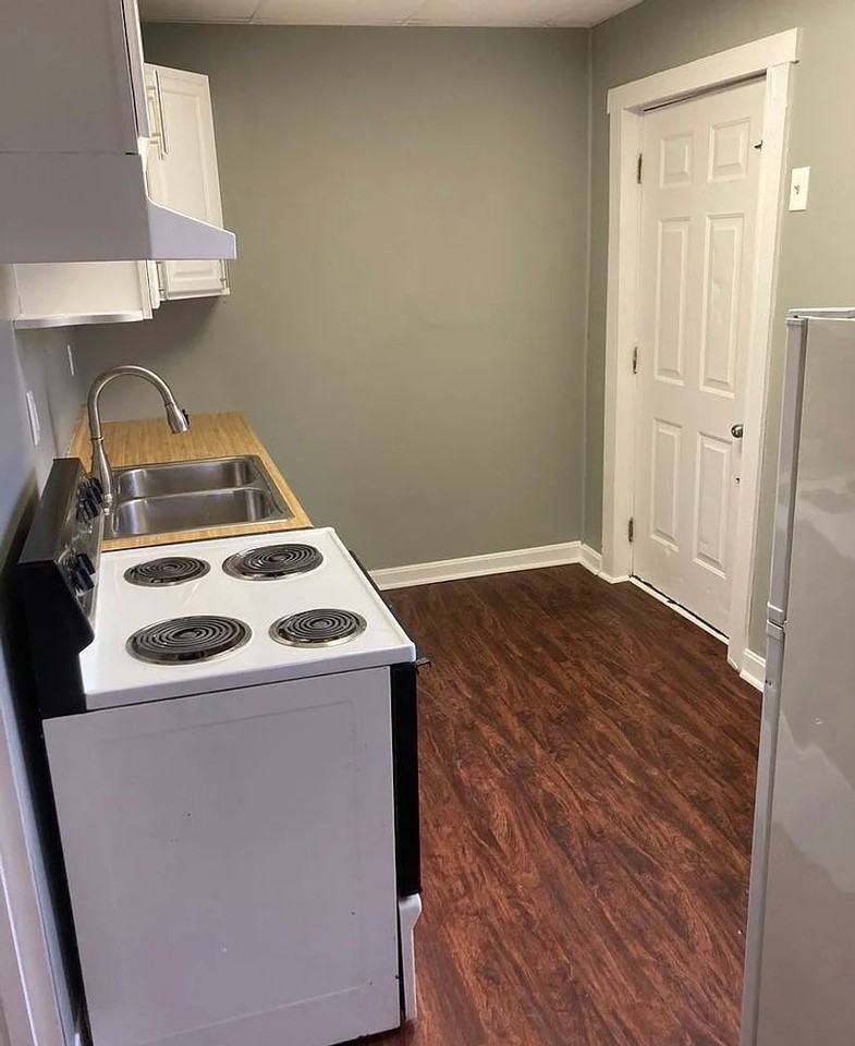 501 3rd St - Photo 3 of 15