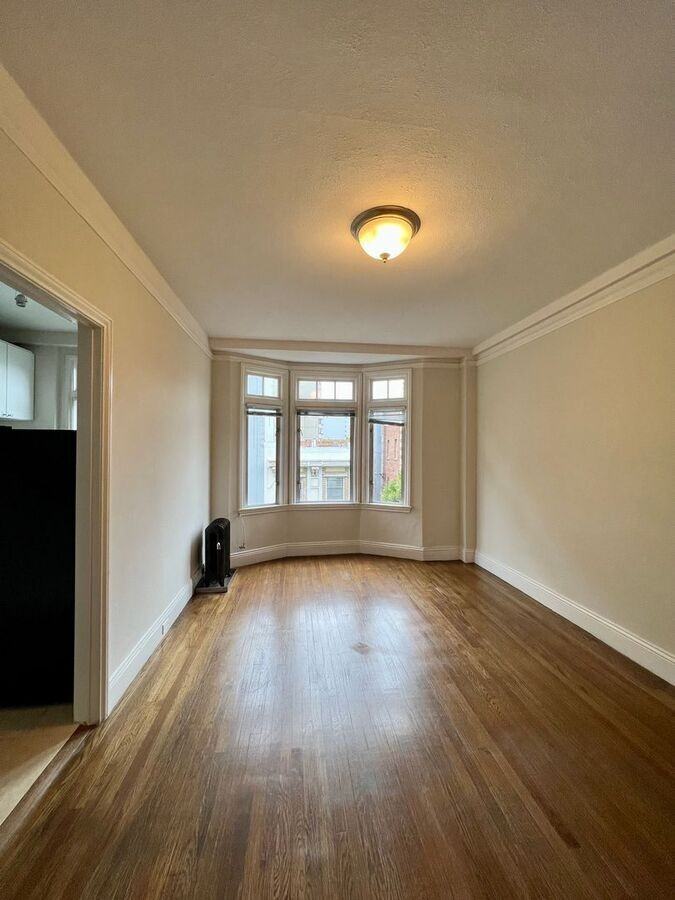 625 Leavenworth Street - Photo 2 of 29