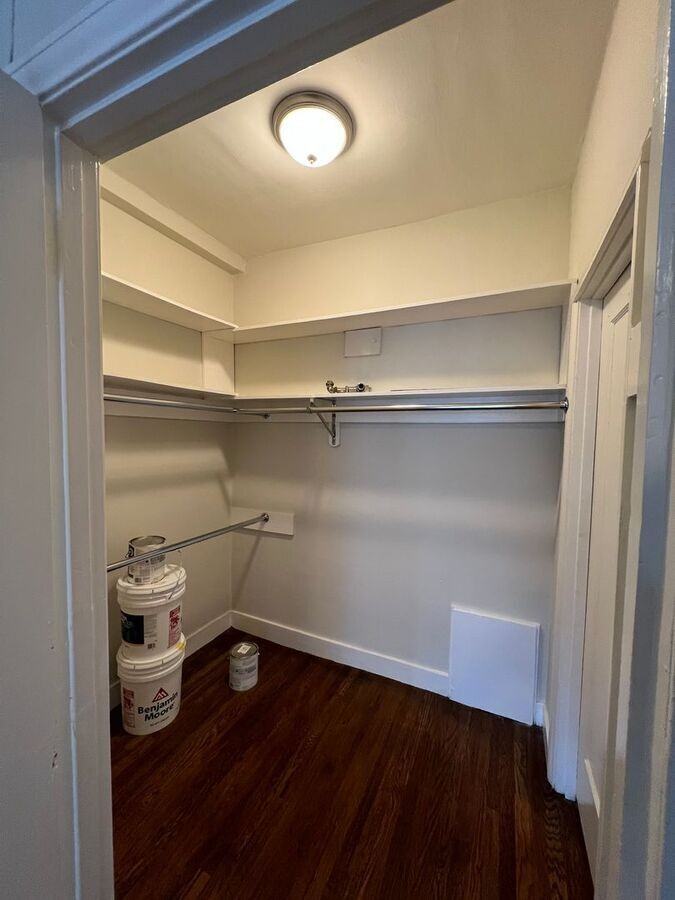 625 Leavenworth Street - Photo 3 of 29