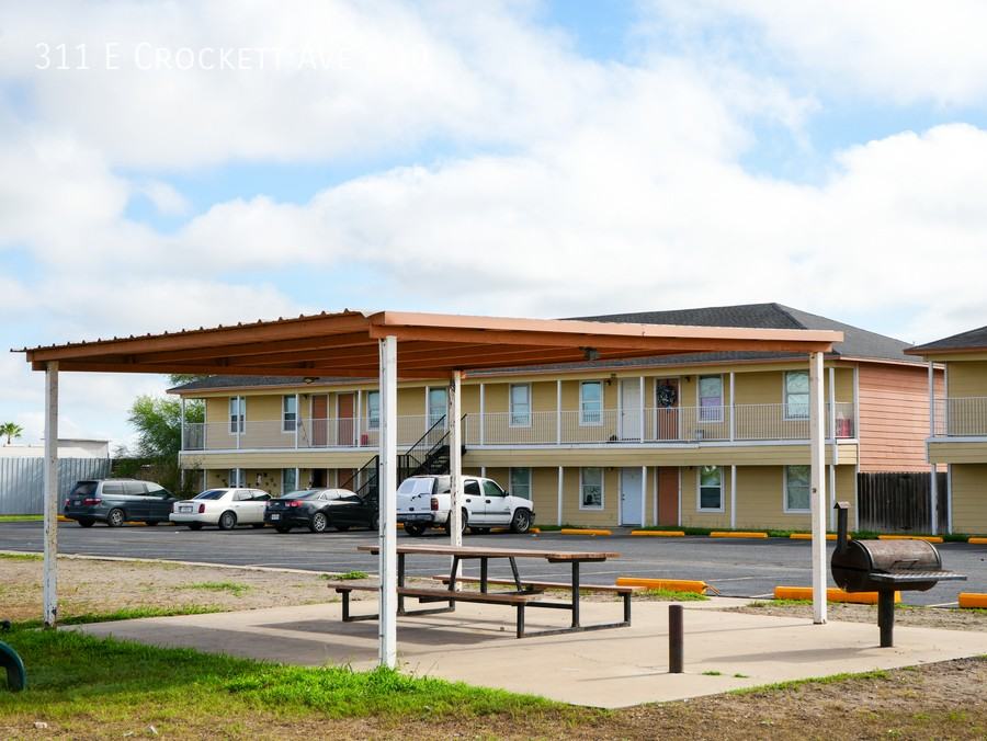 Ka'Anali Apartments - Photo 3 of 3
