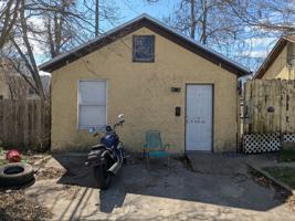 featured image of 19 W King Ave