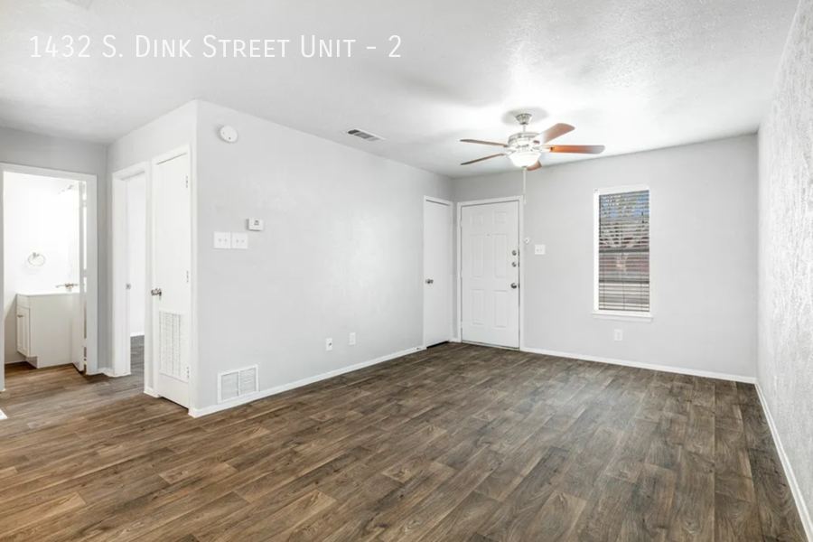 Cottage Row Apartments - Photo 5 of 8