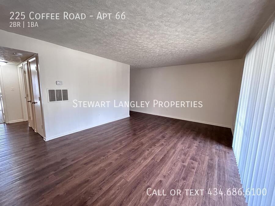 Huntingwood Apartments - Photo 2 of 25