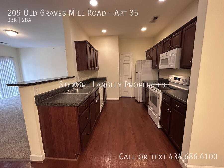 Kendall Square Apartments - Photo 7 of 39