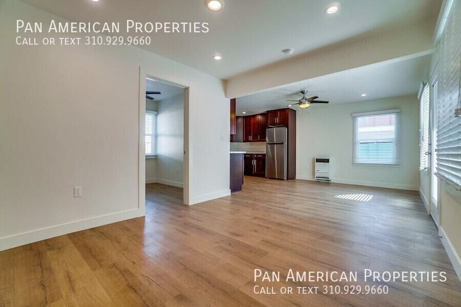 1940 Chestnut Ave - Photo 4 of 49