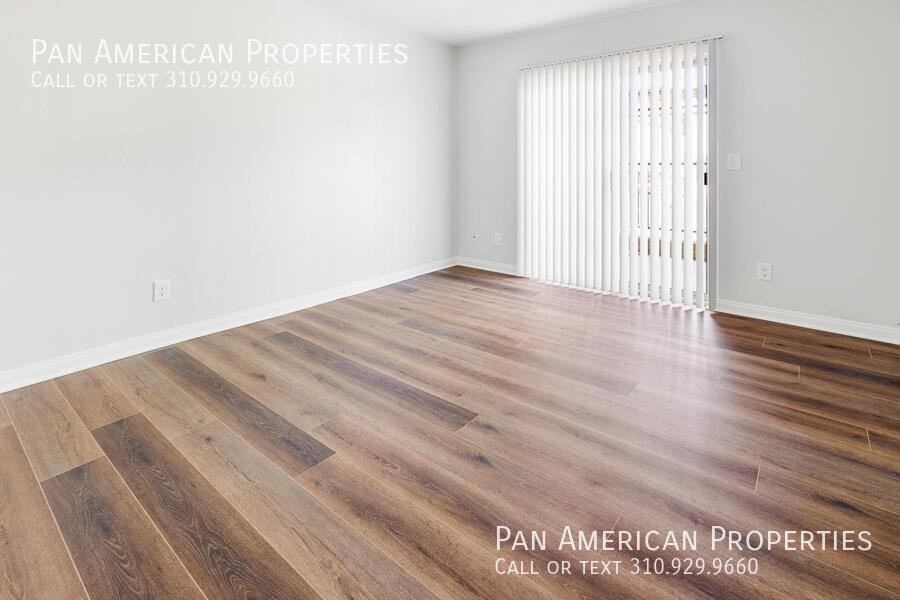 La Vista Apartments - Photo 6 of 15