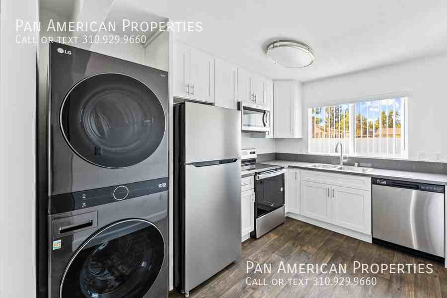 French Park Square Apartments - Photo 2 of 50