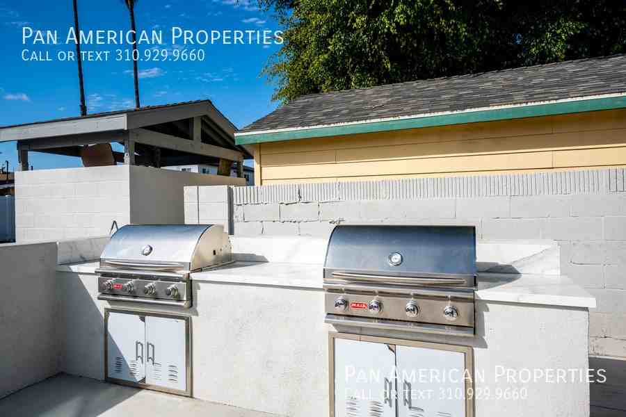 French Park Square Apartments - Photo 4 of 50