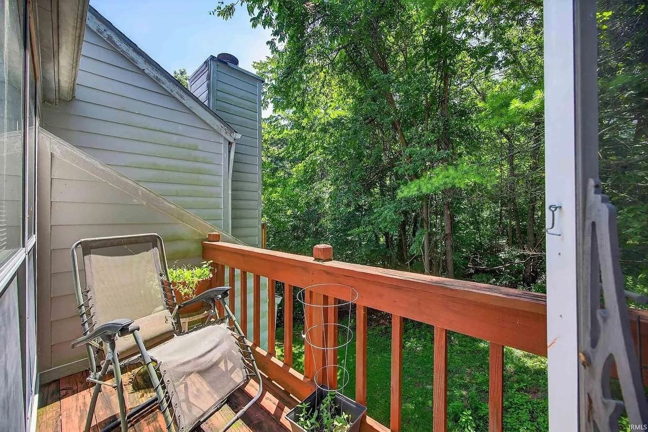 1894 E Bay Pointe Dr - Photo 2 of 12