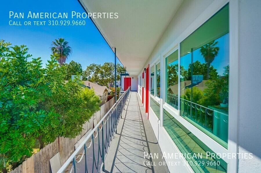 1512 Sherman Pl - Photo 4 of 33