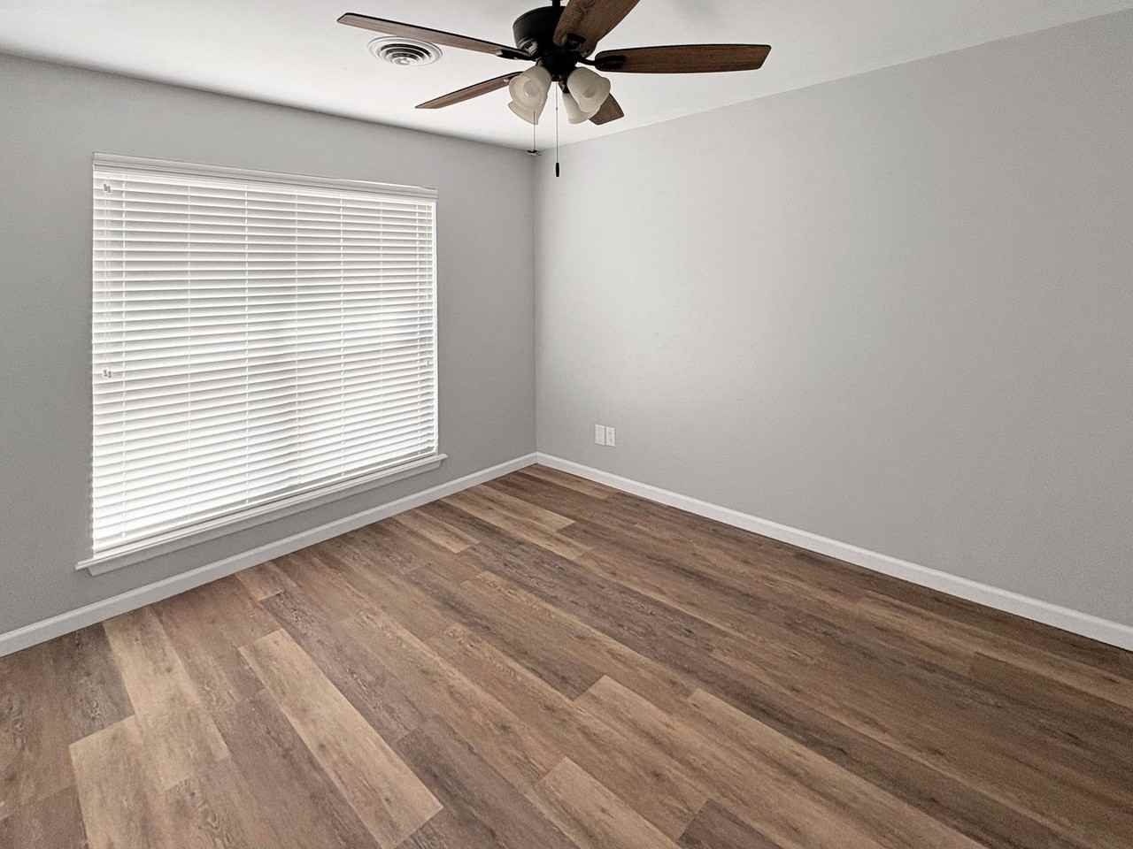 1102 W Pueblo Ave - Photo 5 of 11