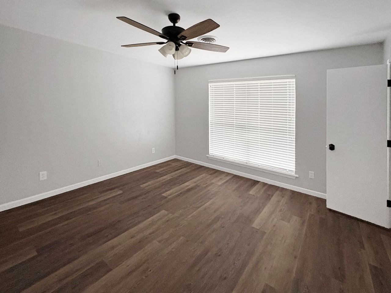 1102 W Pueblo Ave - Photo 7 of 11