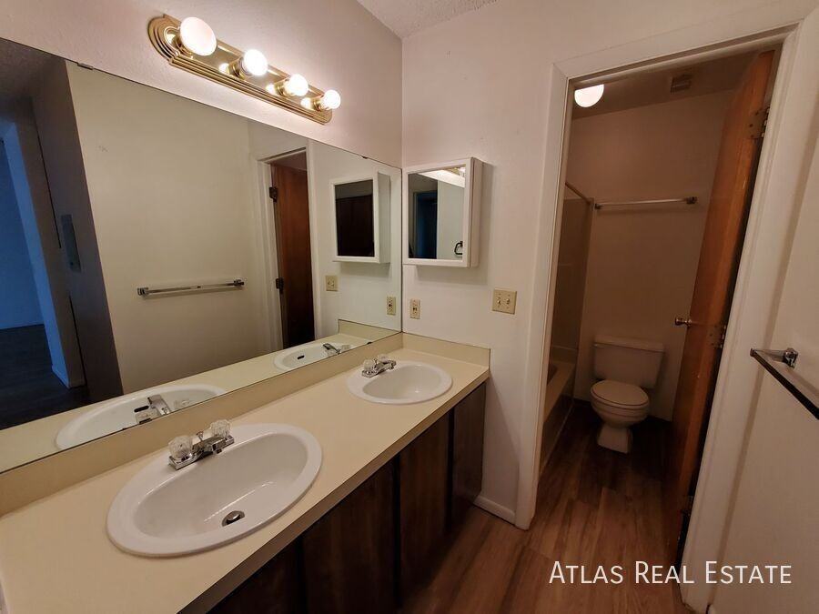 1300 12th Street - Photo 5 of 35