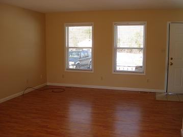 2146 Garrison Ln - Photo 2 of 4