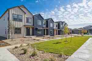 featured image of 621 Homestead Ave