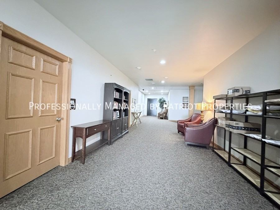 Stratford Place Luxury Apartments - Photo 7 of 35