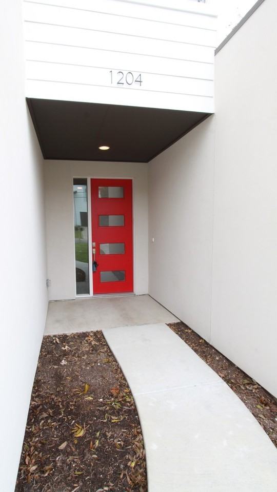 1204 Cometa St #A - Photo 5 of 39