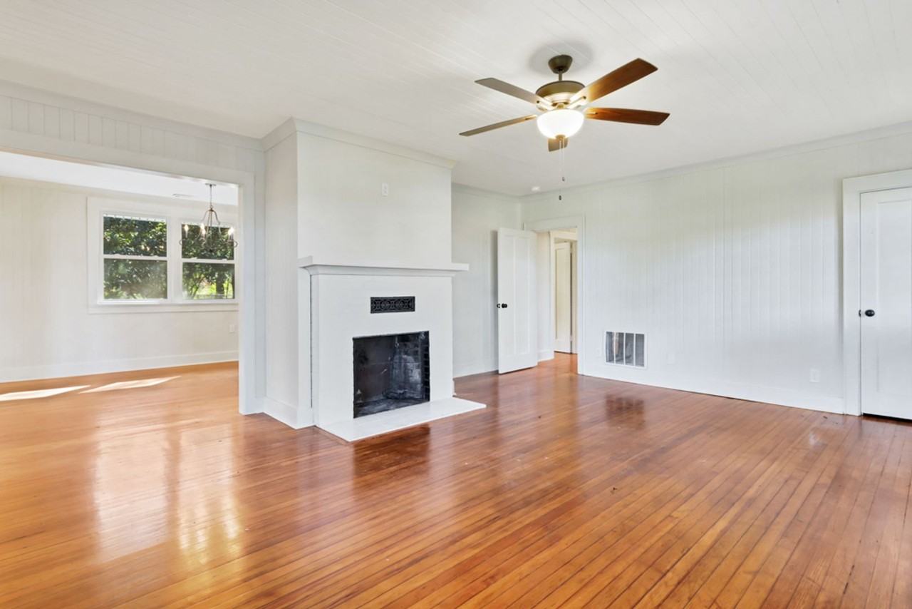 110 Laurel St - Photo 5 of 21