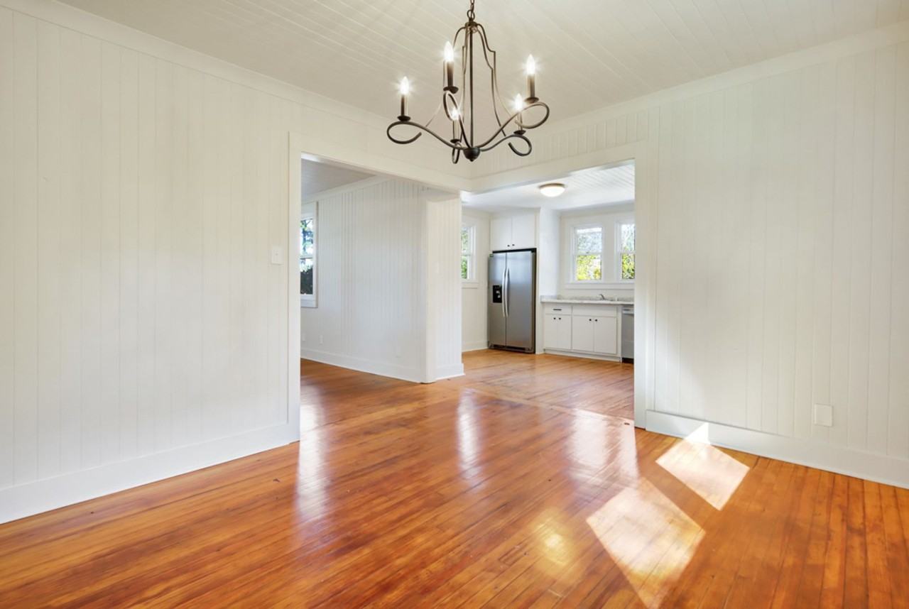 110 Laurel St - Photo 7 of 21