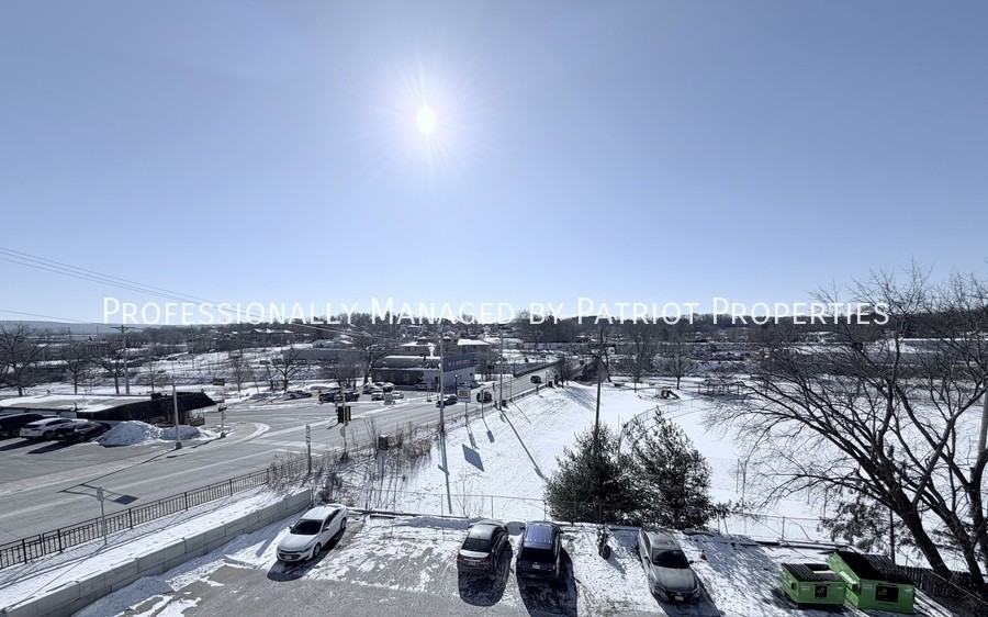 Riverview Tower Apartments - Photo 2 of 3