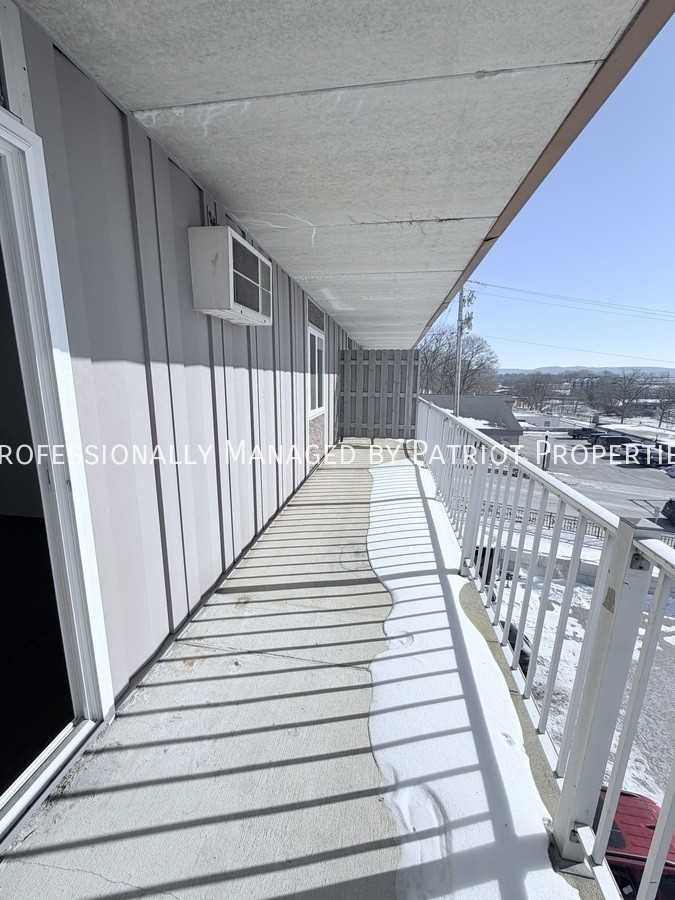 Riverview Tower Apartments - Photo 3 of 3