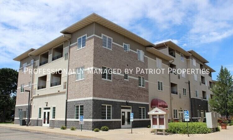 The Commons of Foxboro - Photo 2 of 17