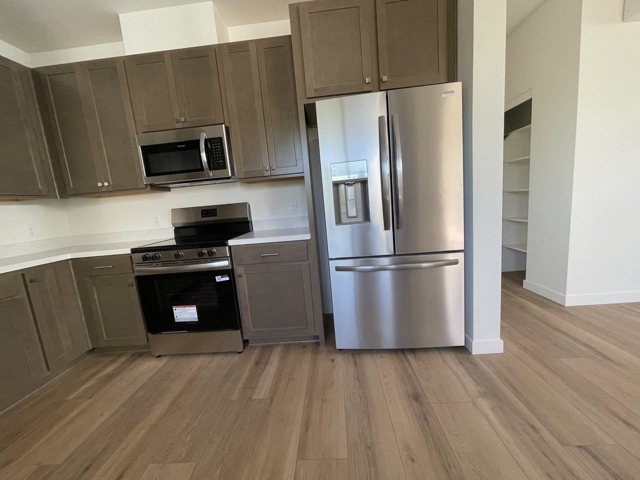 3 Healdsburg Ave - Photo 3 of 45