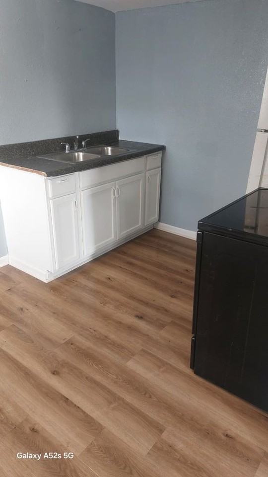 1707 Reynolds Rd - Photo 4 of 8