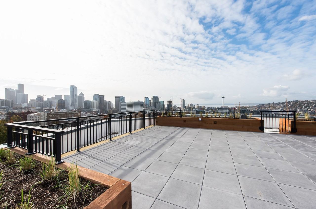 ZEP Zephyr Apartments - Photo 3 of 50
