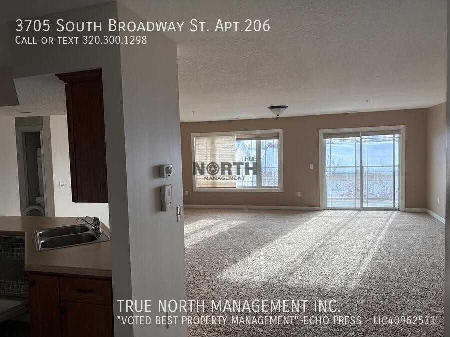 Lakewood Terrace-3707 - Photo 4 of 22