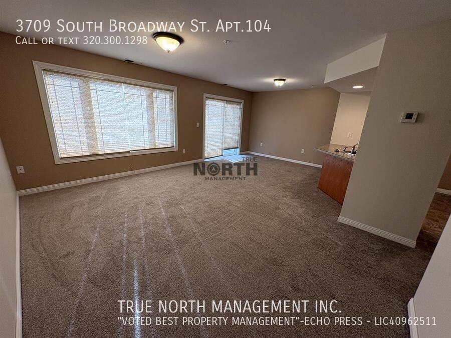 Lakewood Terrace-3707 - Photo 4 of 26