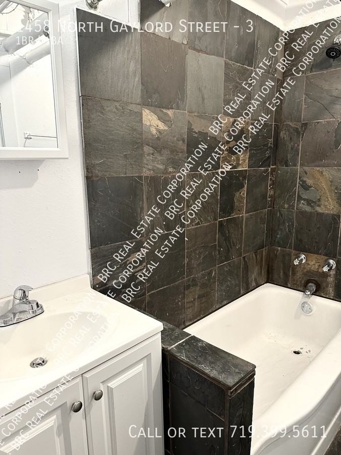 1458 N Gaylord St - Photo 7 of 7