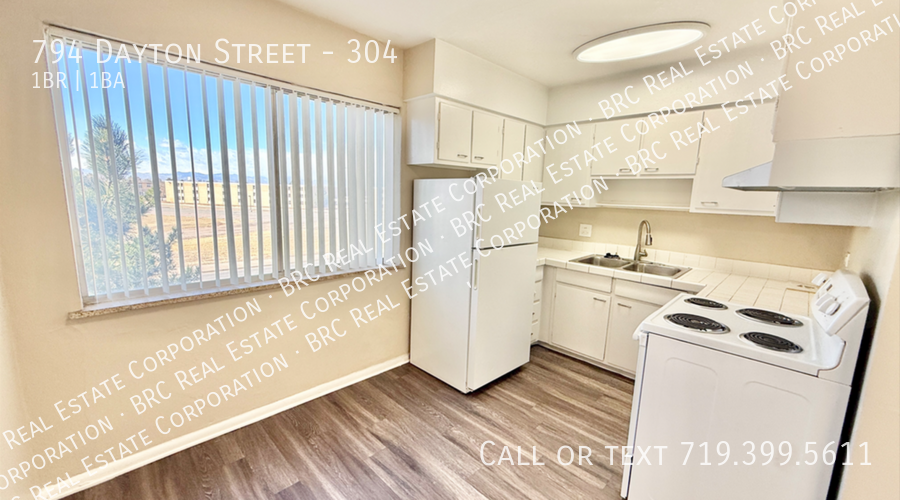 Bonneville Apts - Photo 4 of 8