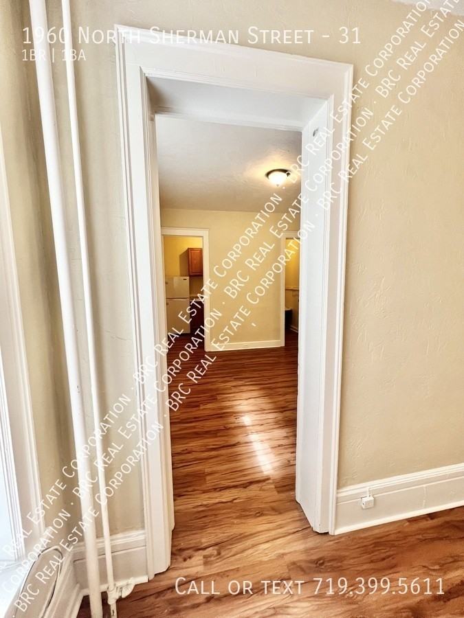 Cross Apartments - Photo 5 of 18