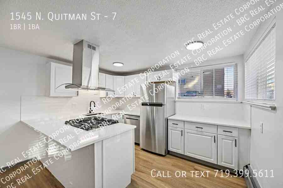 Flats at Sloan's Lake East - Photo 7 of 37