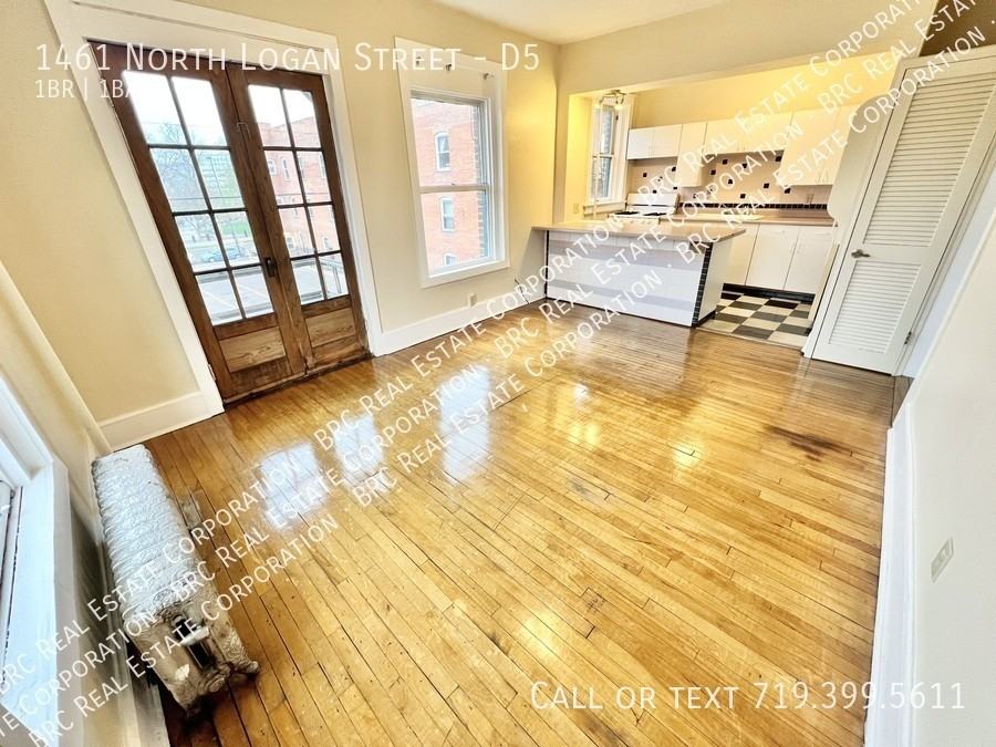 Logan Court Apartments - Photo 3 of 21