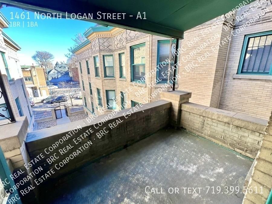 Logan Court Apartments - Photo 2 of 10