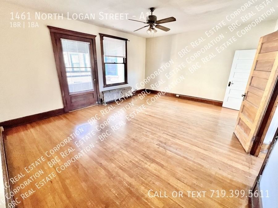 Logan Court Apartments - Photo 3 of 10
