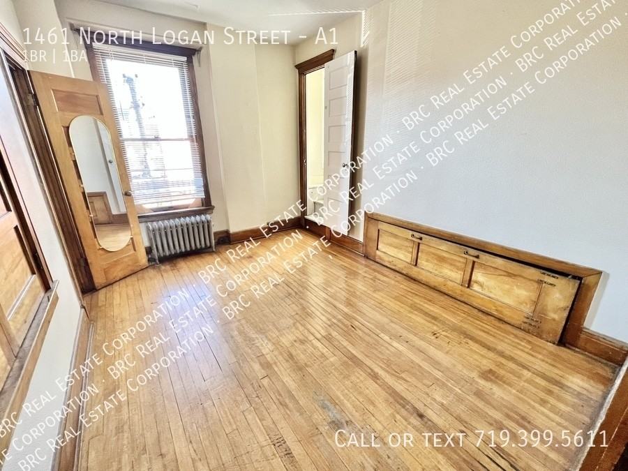 Logan Court Apartments - Photo 7 of 10