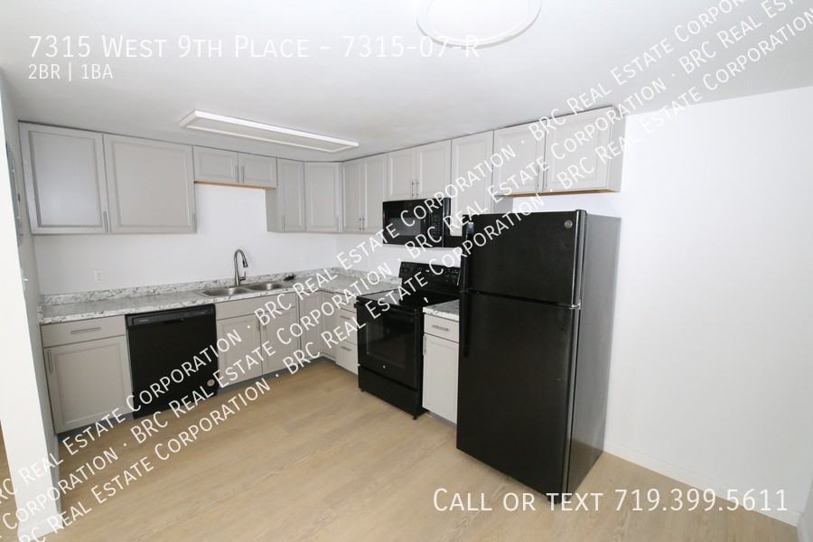 OakView Apartments - Photo 7 of 15