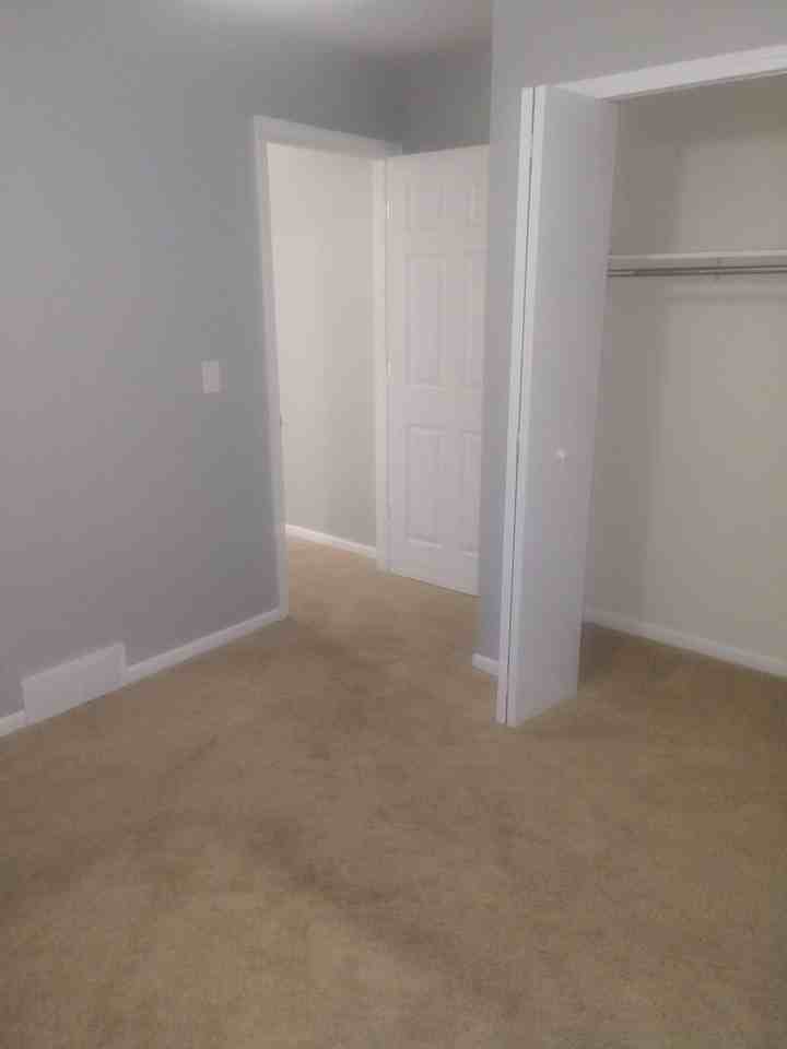 11 W Ainsworth St - Photo 6 of 15