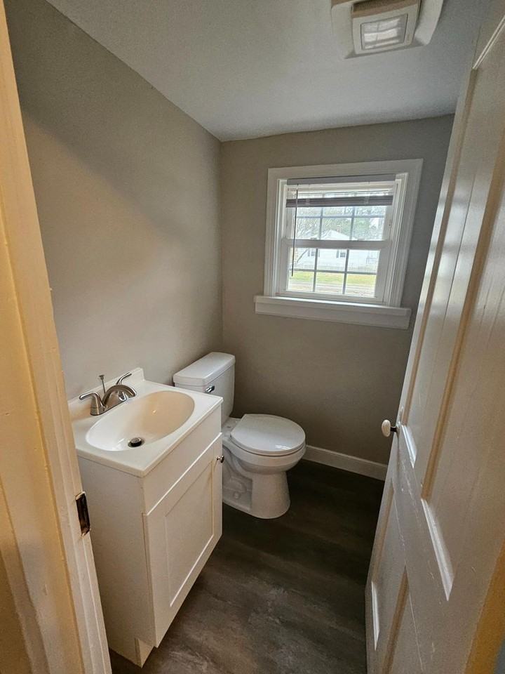 502 Buckley Hall Rd #D - Photo 4 of 9