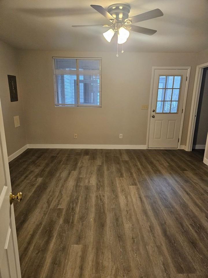 502 Buckley Hall Rd #D - Photo 7 of 9