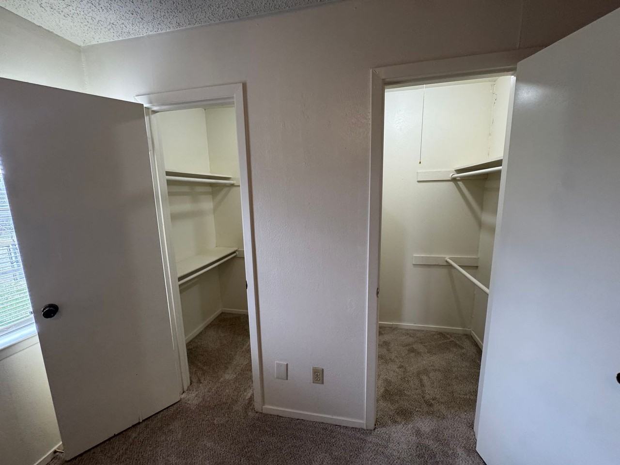 5604 Macgregor Dr - Photo 4 of 26