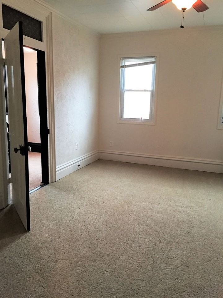 38 Wyoming St - Photo 7 of 50