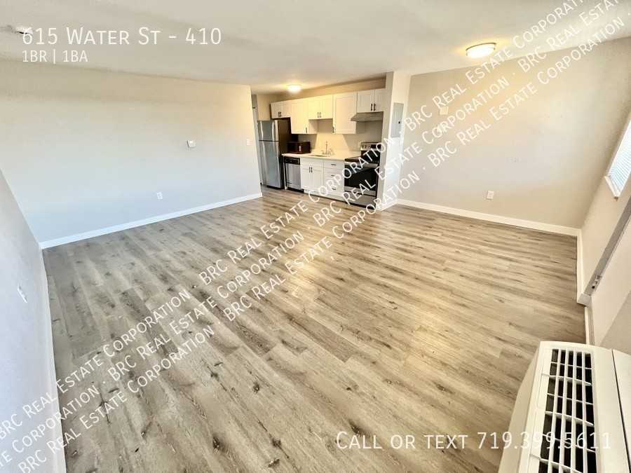 The Gold - Photo 4 of 11