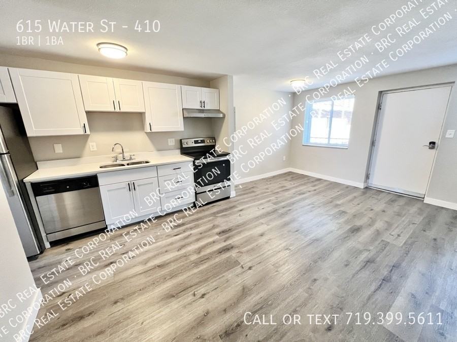 The Gold - Photo 6 of 11