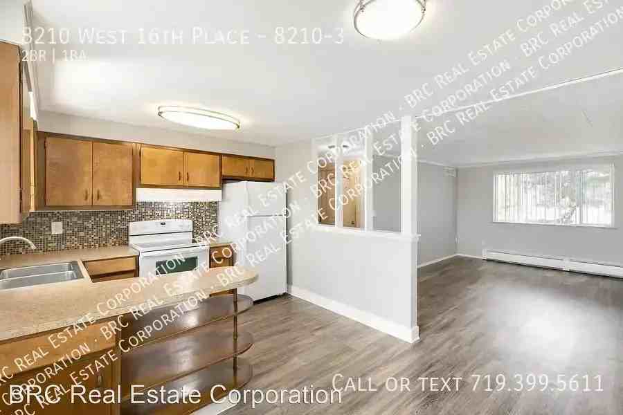 COTTONWOOD APARTMENTS - Photo 4 of 22
