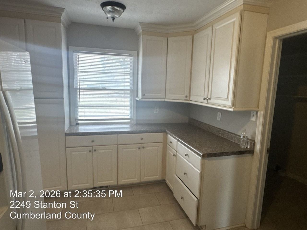 2249 Stanton St - Photo 7 of 24