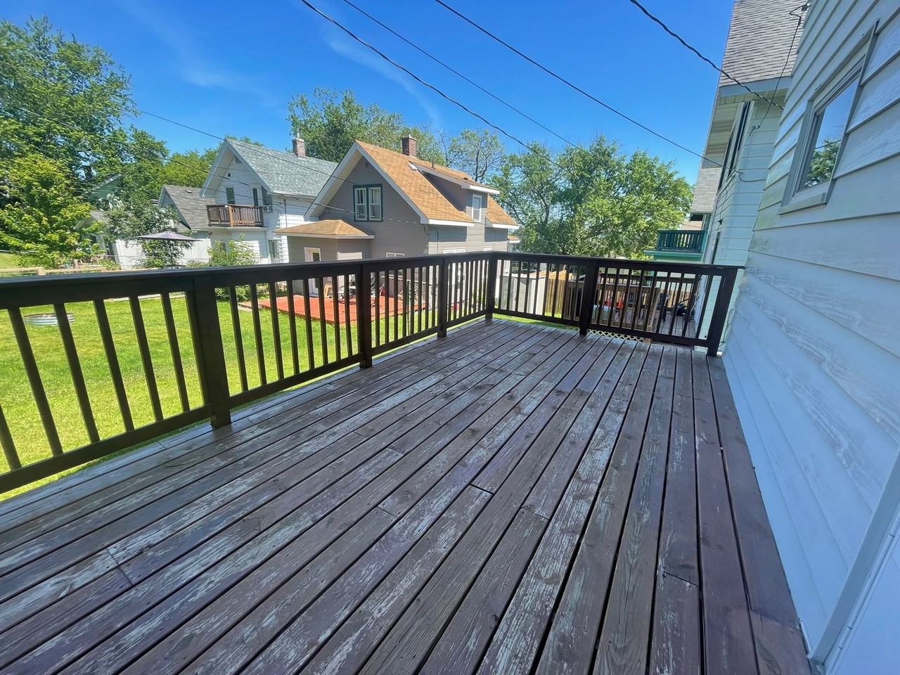 1010 N 13th Ave E - Photo 2 of 22